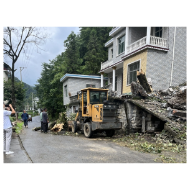 凤凰县筸子坪镇开展防汛救灾工作：提前转移群众   守住安全防线