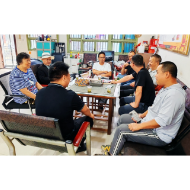  凤凰县供销联社开展“七一”走访慰问困难党员活动