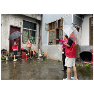 凤凰县沱江镇虹桥社区开展抗洪防汛      筑牢安全屏障