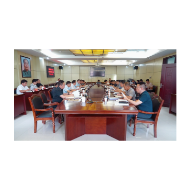 凤凰县第十八届人民政府第六十次常务会议专题学习《未成年人网络保护条例》