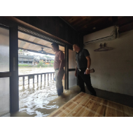 凤凰县市场监管局“闻汛而动”   织密汛期安全网