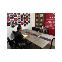 凤凰县沱江镇虹桥社区：人大代表进驻联络站  开好“直通车”架起“连心桥”