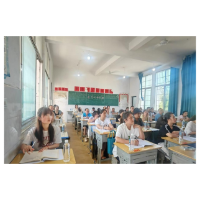 凤凰县：教师全员培训    强素质促提升