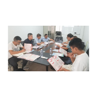 凤凰县住建局深入企业宣传“两重”“两新”送解优政策    为企业解难题优服务