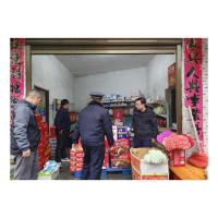 凤凰县林峰乡开展烟花爆竹暨“打非治违”专项整治行动