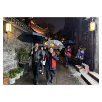 凤凰县沱江镇古城社区：禁燃禁放不停歇  守护平安小年夜