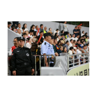 凤凰公安：“湘超”赛场“警”色依旧   守护每一份热爱