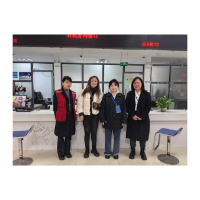 凤凰县政务服务中心：拾金不昧微光照亮政务真情之路