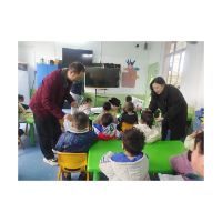 凤凰县：“益起悦读”进乡村   点亮幼儿阅读梦