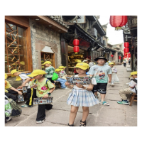 探寻古城宝藏，培育家乡情怀——凤凰县青少年校外活动中心小记者班