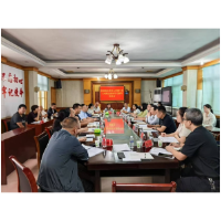  开门纳谏听民意,转变作风促发展——凤凰县委政法委召开深入贯彻中央八项规定精神学习教育座谈会