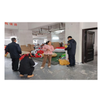 凤凰县腊尔山镇：敲门送安全   守护暖寒冬