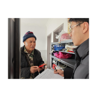 真情暖寒冬，关爱迎新春——凤凰县政府办开展“寒冬送温暖”春节慰问活动