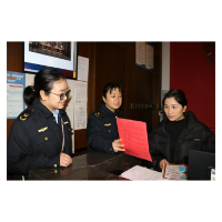 弘扬诚信文化，优化营商环境——凤凰县诚信建设宣传走进古城