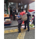 凤凰县阿拉营镇：提升优化营商环境服务，执法管理中展现“执法温度”