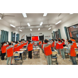 弘扬雷锋精神  争当时代先锋——凤凰县芙蓉学校开展学雷锋系列活动