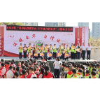 凤凰县南华小学隆重举行2026年秋季新队员入队暨建队日表彰活动