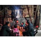 凤凰县烟叶中心、烟草公司赴麻冲乡下麻村开展春节慰问活动