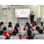 凤凰县文昌阁幼儿园联合妇幼保健院开展 “儿童健康开学第一课”知识讲座