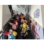 凤凰县九里边城幼儿园开展防踩踏应急演练