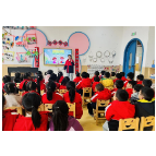 凤凰县大坳幼儿园开展童心植绿，共赴春约植树节活动