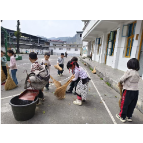 凤凰县都里小学开展学雷锋系列活动