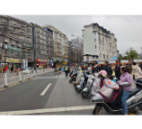 凤凰县多部门联合开展校园周边交通秩序维护行动 全力护航师生出行安全