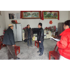 凤凰县都里村扎实开展低保户家庭年审工作