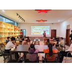 凤凰县沱江镇虹桥社区开展趣味科学志愿课堂