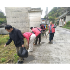 凤凰县林峰乡：撒播花种补绿增彩  筑牢绿色生态底色