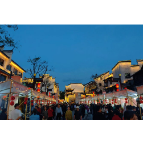 蓝白匠心焕新千年商城—— 凤凰蜡染代表性传承人王曜亮相洪江古商城非遗大集