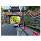 凤凰县城管执法局：精细管护优环境 净美有序迎五一