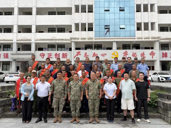 图片36.jpg 图片36.jpg