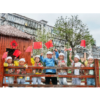 诵红色长征 润书香童心 ——凤凰县箭道坪幼儿园开展第29届推普周系列活动