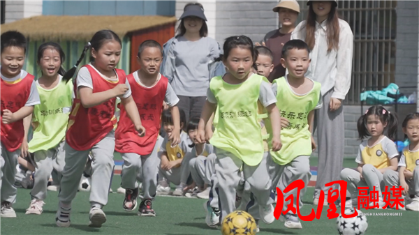 少年当“燃” 绿茵逐梦!凤凰县青少年足球运动蓬勃发展