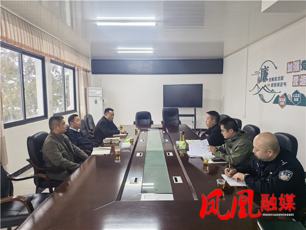 深入高寒台地督导 扎实推进平安建设
