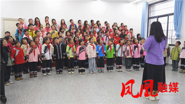 苗音润童心 歌声传文脉——凤凰禾库苗音合唱团以旋律守护苗语根脉