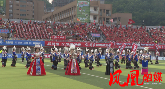 湘超第三轮开场燃爆非遗盛宴 湘西首个主场以文化为媒嗨翻全场
