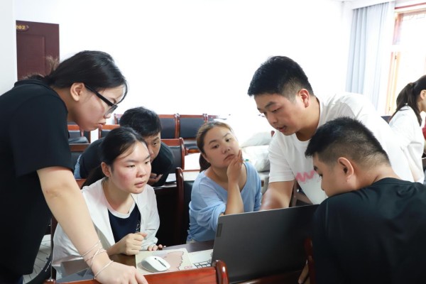 图片3.jpg 图片3.jpg