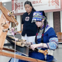 凤凰县国家级非遗传承人叶水云收徒仪式在湘西圆满举行