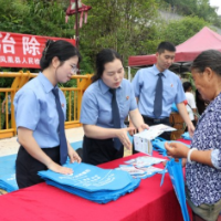 凤凰县检察院开展深化扫黑除恶专项斗争宣传活动