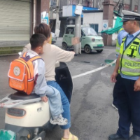 凤凰县竿子坪镇:三镇联合常态化开展夏季交通安全专项整治行动