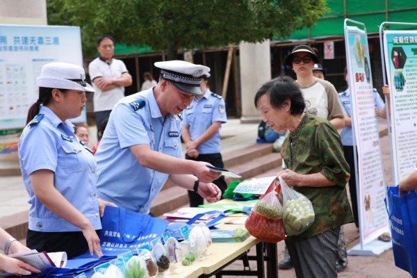图片4.jpg 图片4.jpg