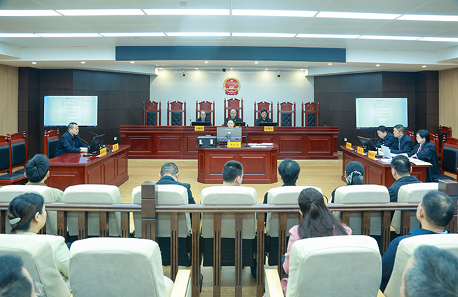 县长出庭应诉，让“民告官”庭审成法治公开课