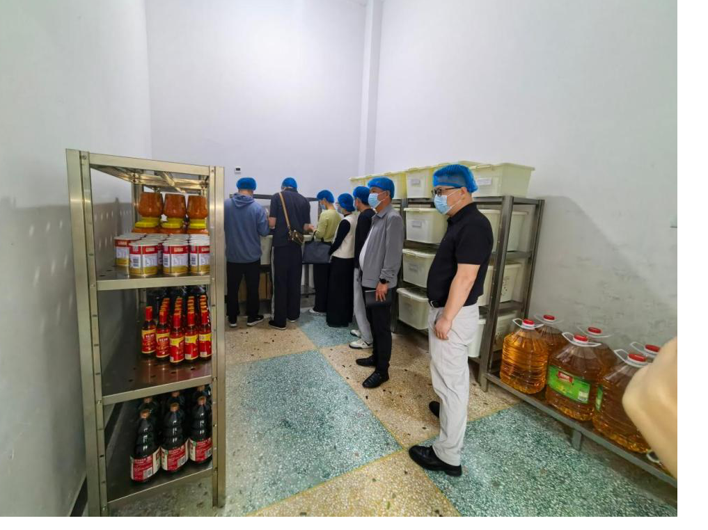 湘潭市人大代表湘潭县第四小组：扎实开展校园督导工作   用心用情守护民生安全