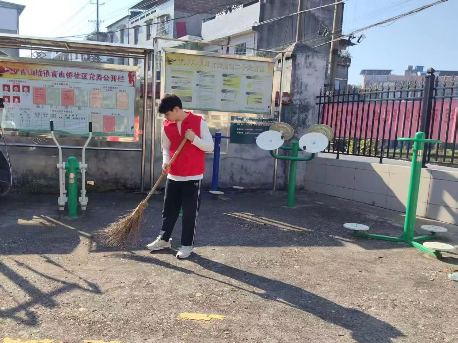 青山桥镇青山桥社区：志愿服务接地气   党群服务有温度