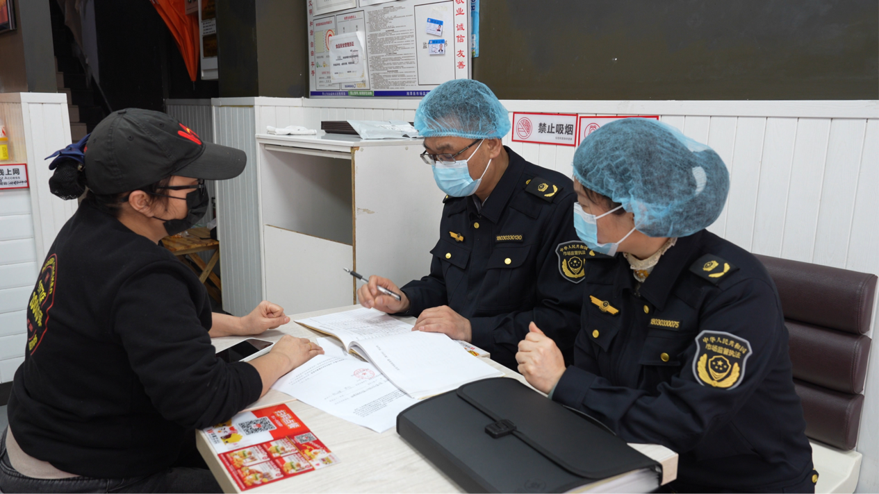 【3·15湘潭县市监在行动】守护民生安全    湘潭县市场监管局开展3·15专项执法检查  