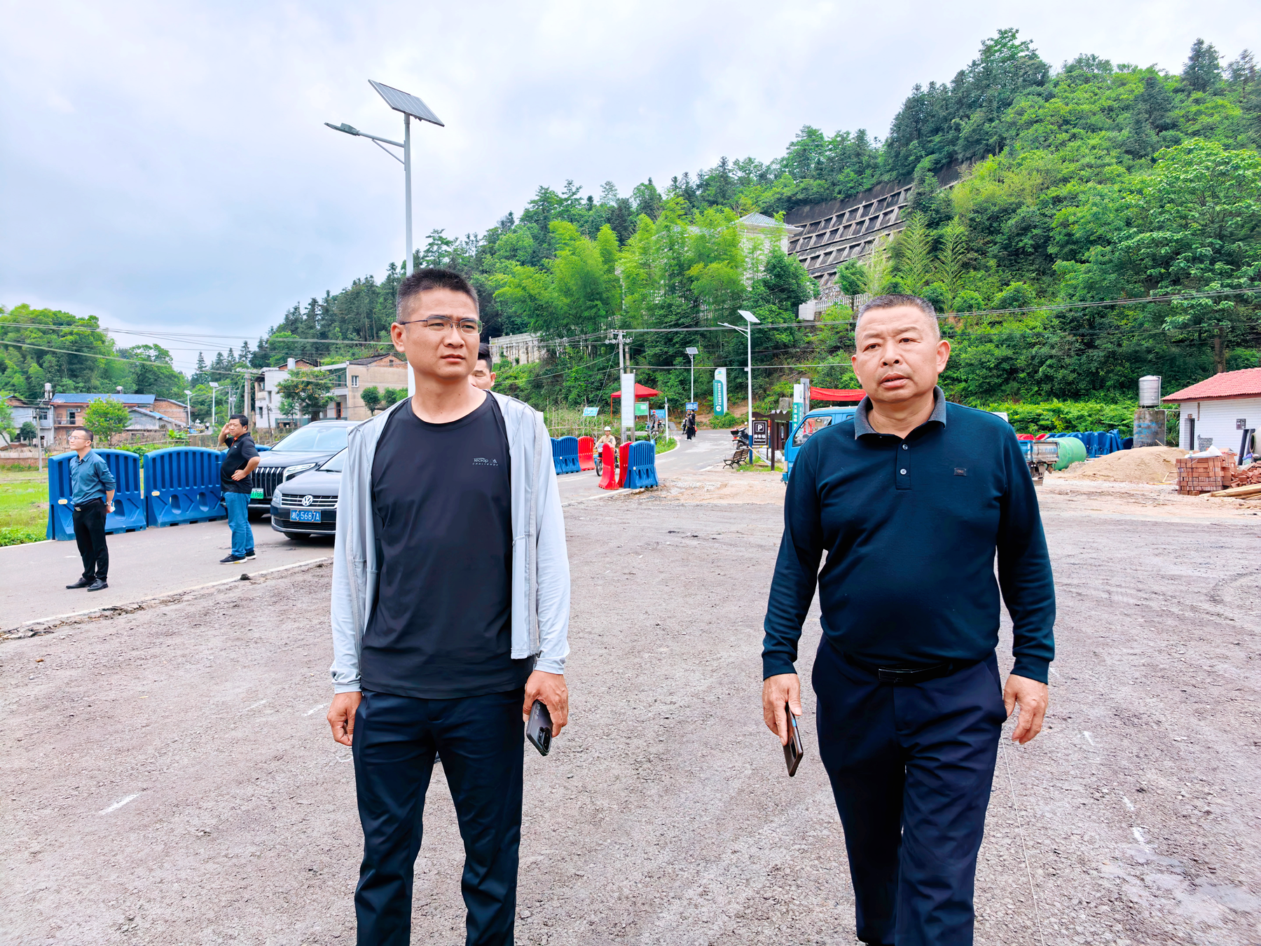 守好山水迎客来--记湘潭县石鼓镇铜梁村党总支书记、主任杨燎原
