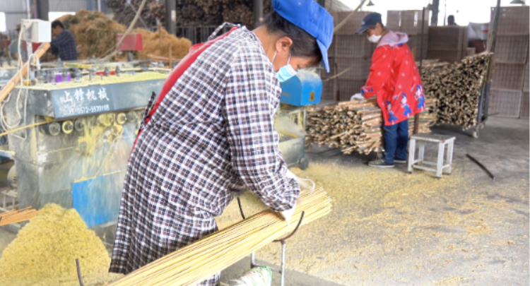从一双竹筷的诞生 见证湘潭县茶恩寺产业发展蓝图