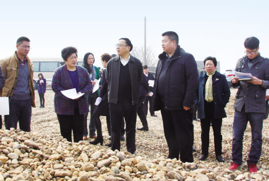 2014年3月5日，湖南省政协副主席武吉海（中）来湘潭县调研“加快推进湘江保护与治理”。